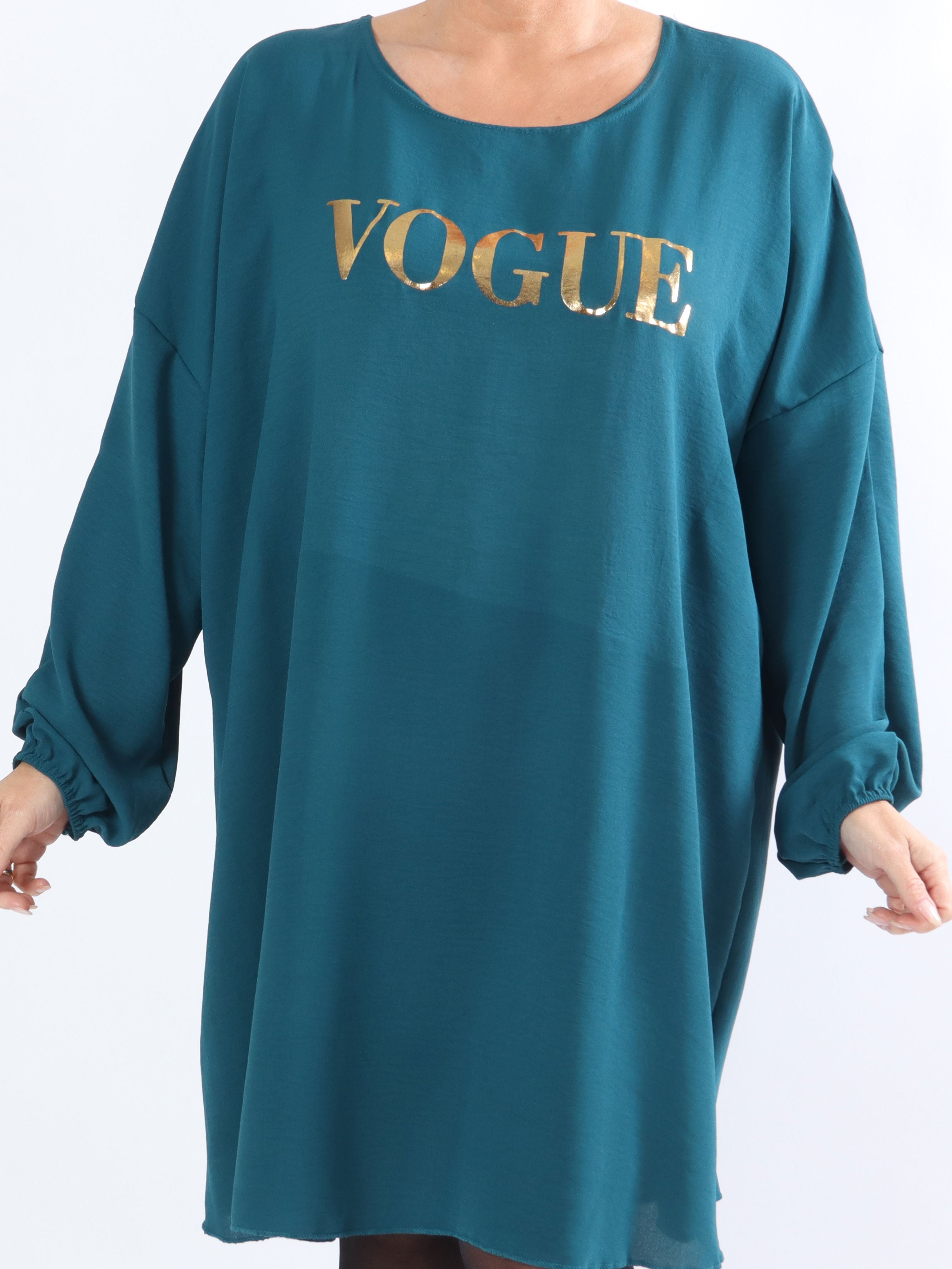 Nella - Cool plussize klänning med guldfärgad skrift